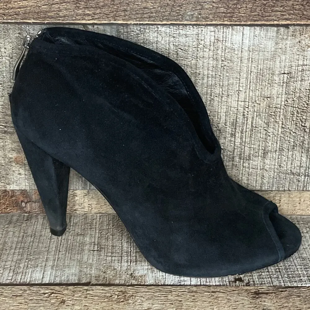 Vince Camuto vince camuto